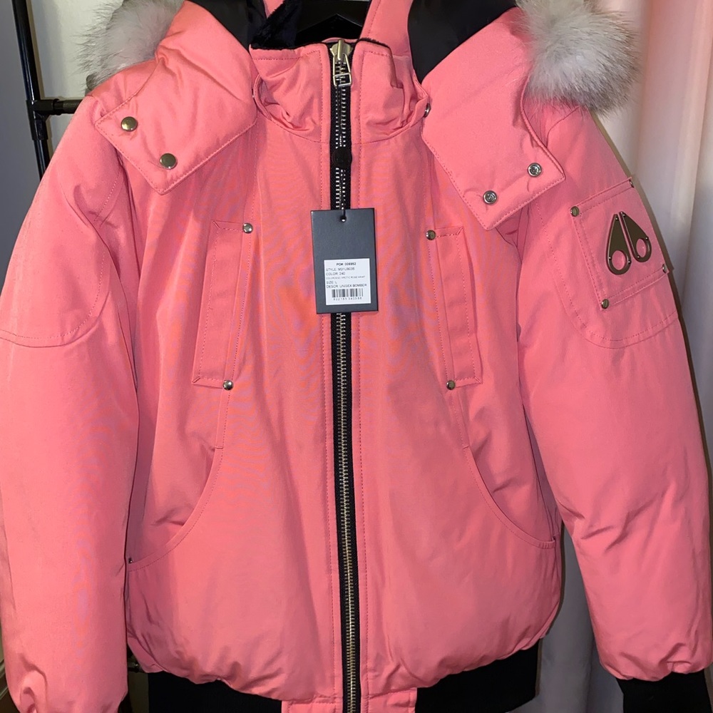 BRAND NEW  moose knuckles jacket